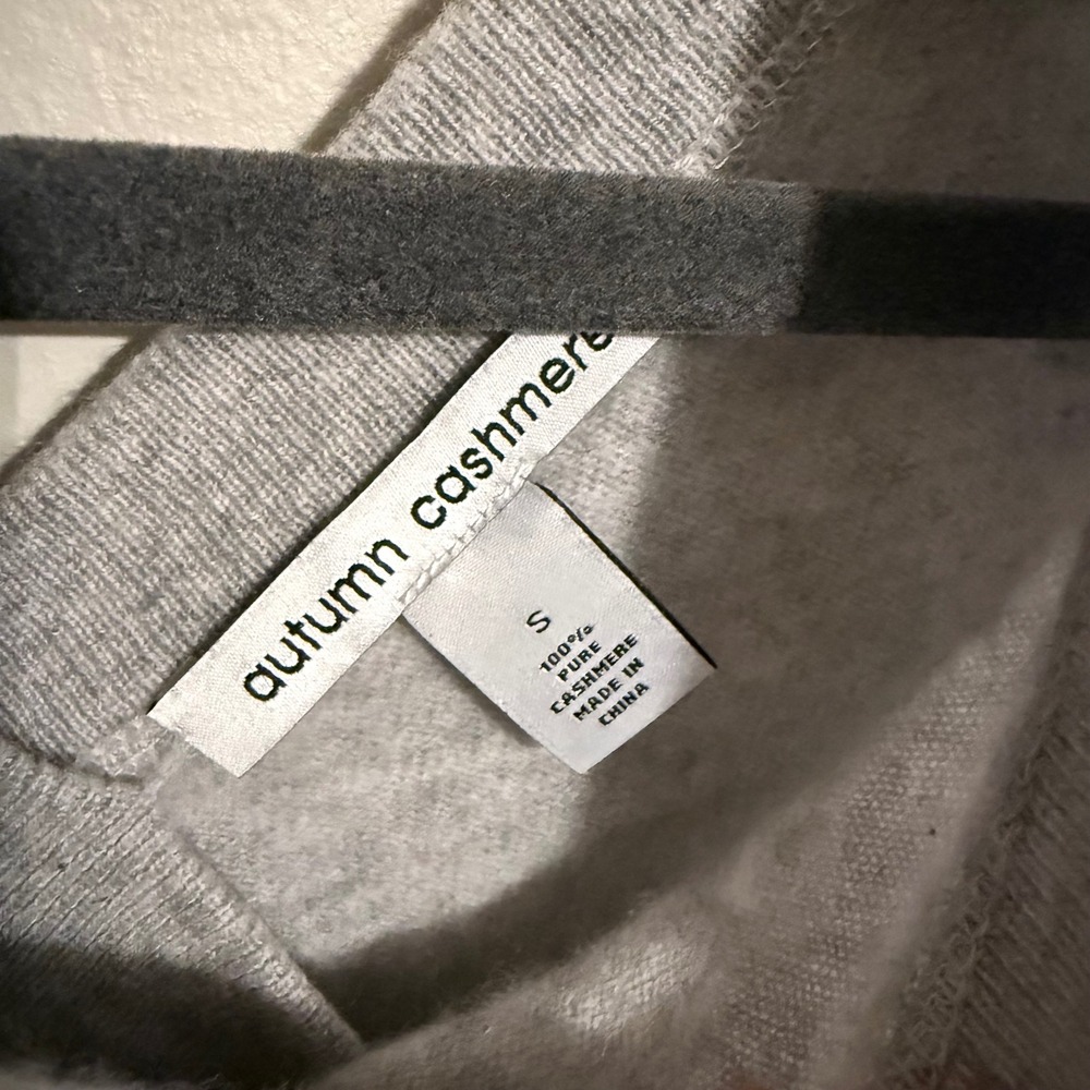 Autumn Cashmere Gray Short Sleeve Sweater Top Crossover Ribbed Knit Small - Picture 4 of 4